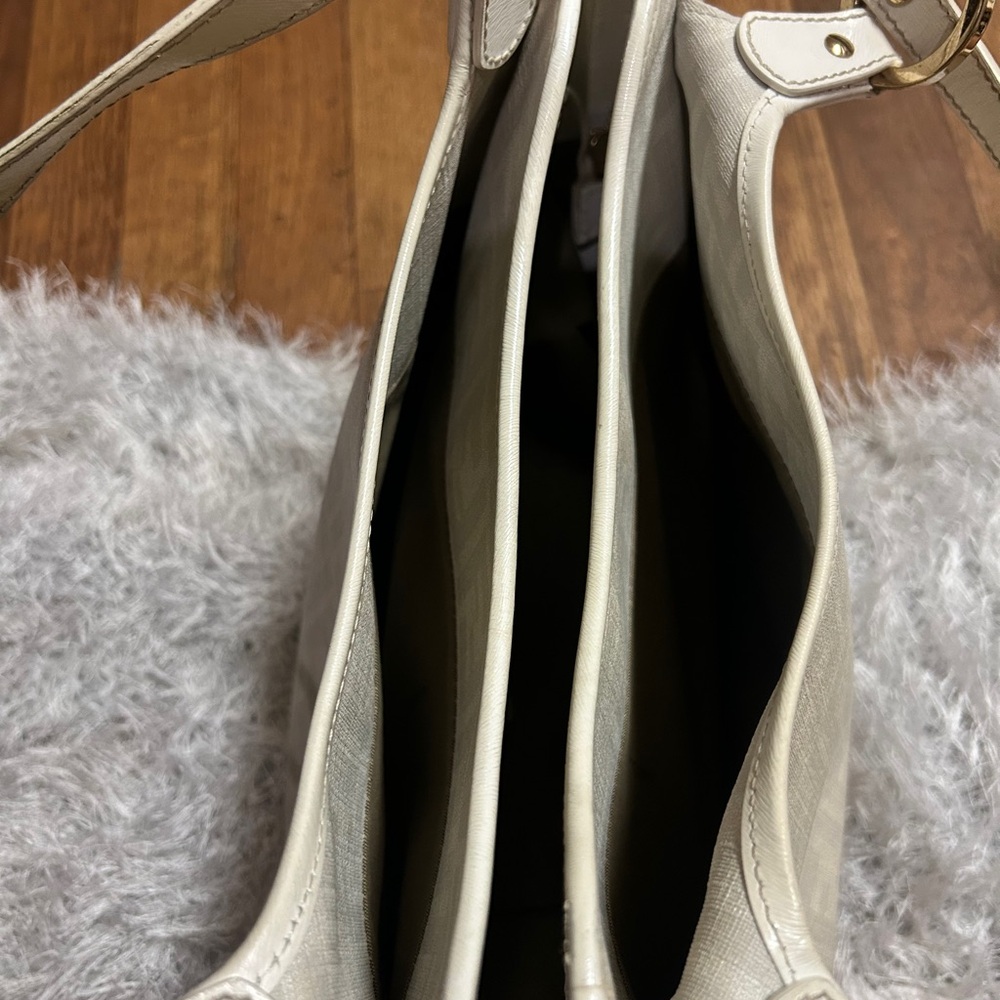 Authentic FENDI Off White Zucca Coated Canvas totebag - Picture 10 of 16